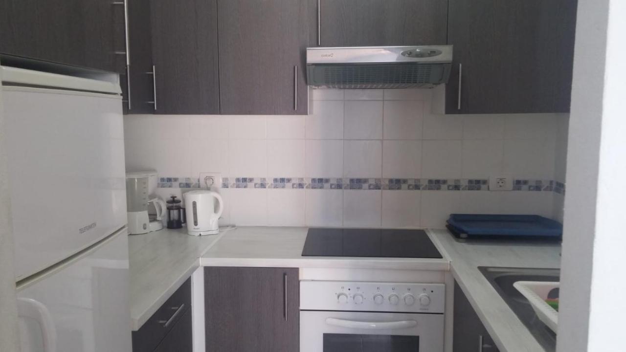 Finca Oasis Mango,holiday Home, Vivienda Vacacional, Comunal Pool, Sea View From Private Terraces,3 Mins To Town By Car, Wifi, Netflix Holiday home Candelaria