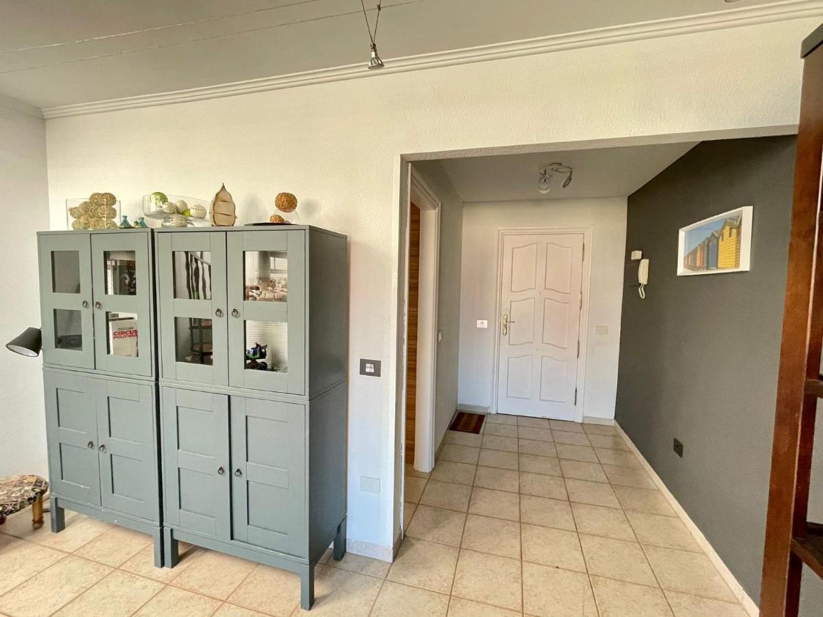 La Pineda Beautiful Duplex Free Wifi Apartment *