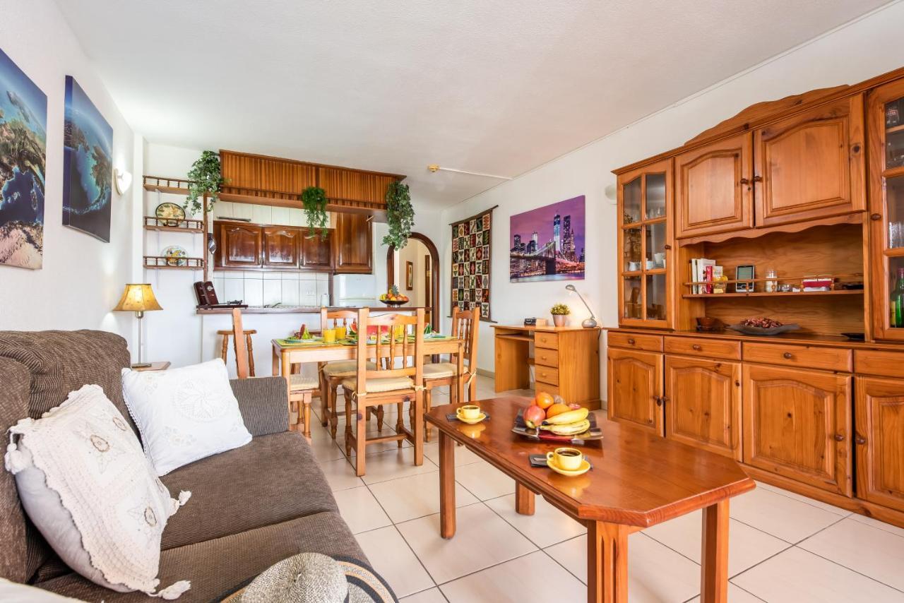 Great 'san Marino' Terrace And Pool * Los Cristianos (Tenerife)