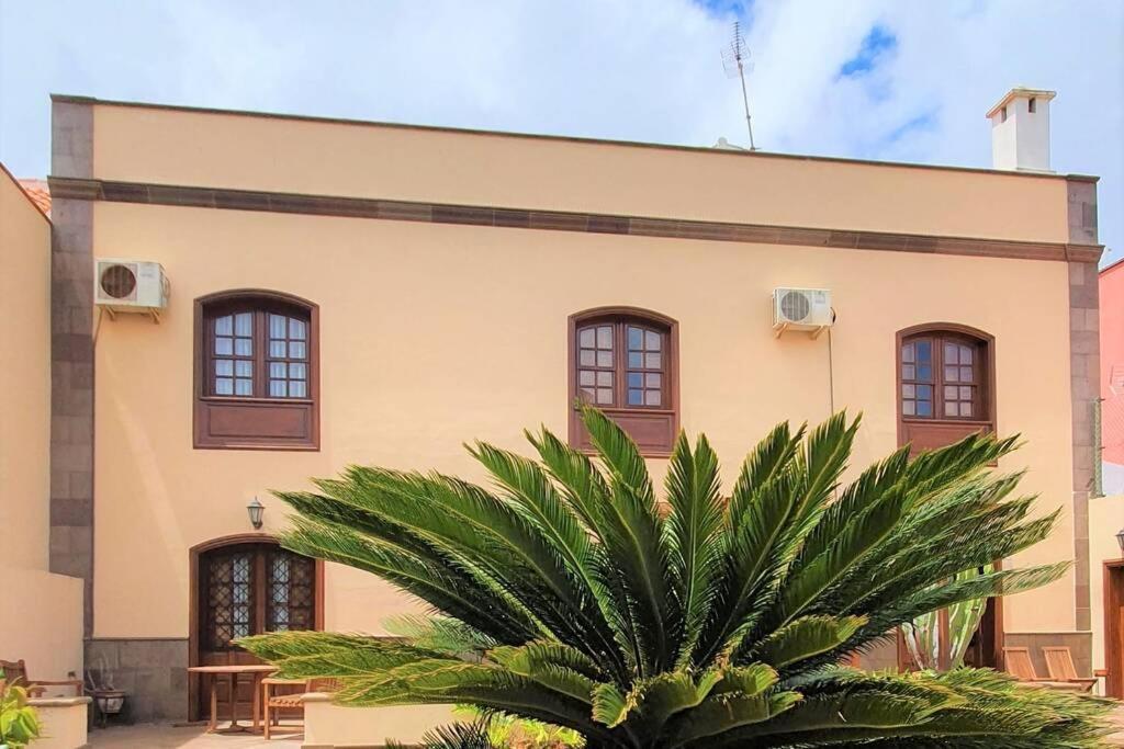 Hébergement de vacances Espectacular Casa Con Jardin 