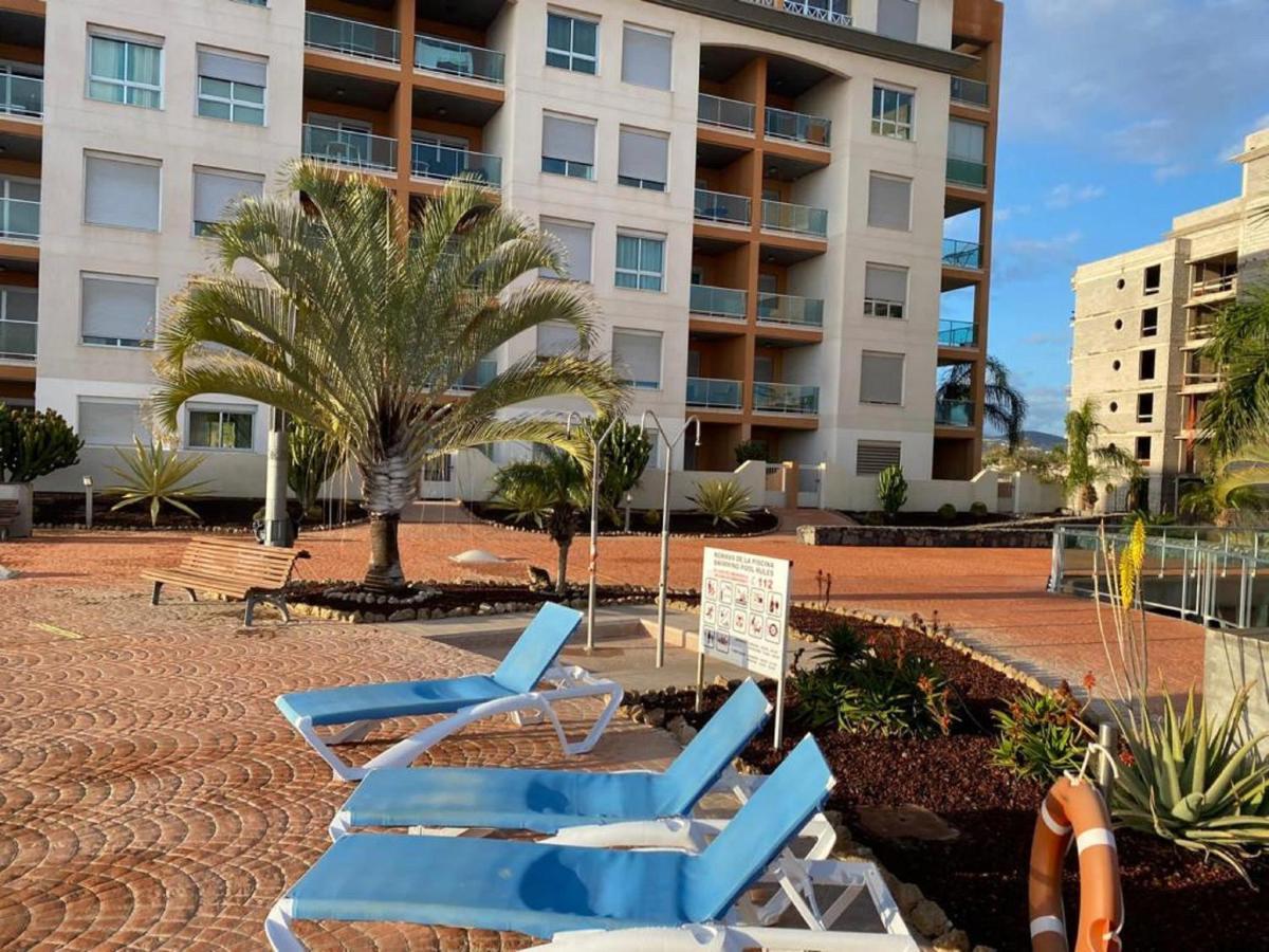 Apartment A31 Amazing 2 Bedroom With Terrace And Pool