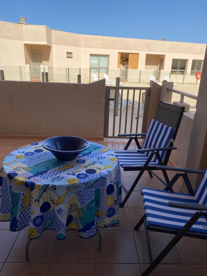 Tejita By The Pool, 2min Walk To Sea Apartment
