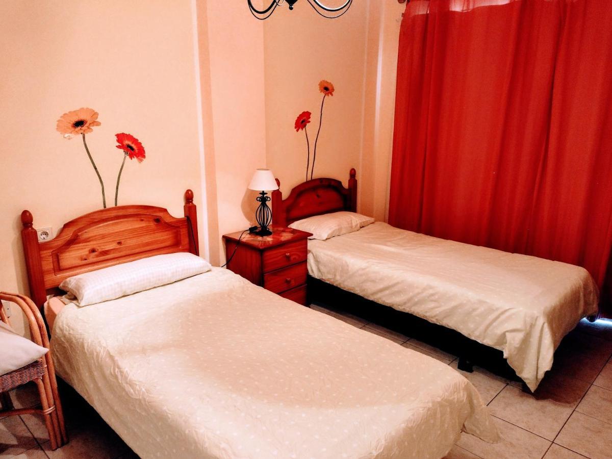 Apartamento En Residencial Jardines Del Mar, Puerto De Santiago *