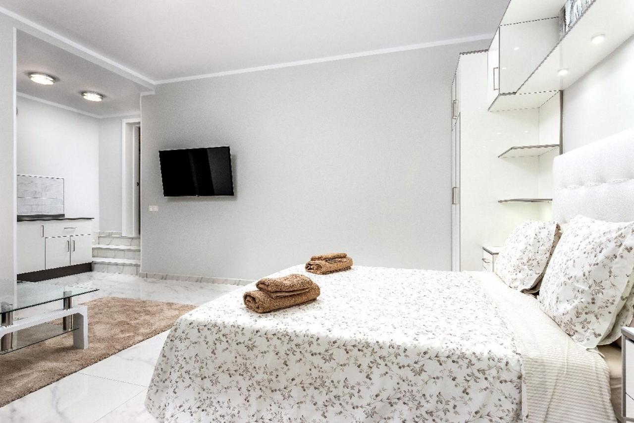 Modern 4 Bedroom In Costa Adeje Apartamento