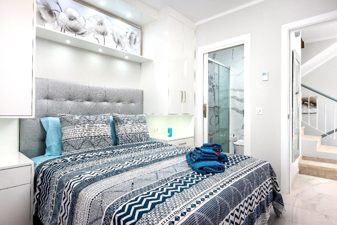 Modern 4 Bedroom In Costa Adeje *