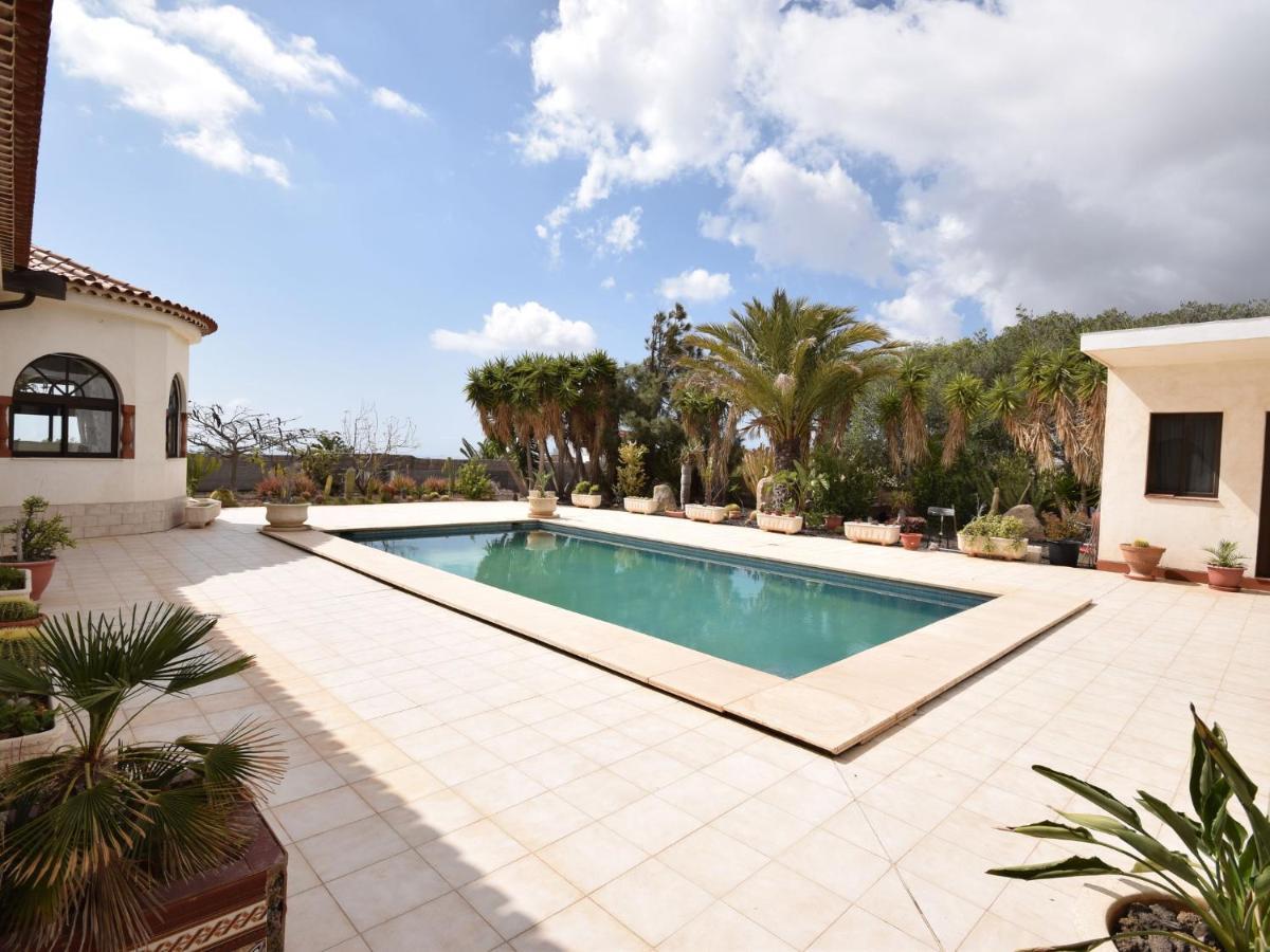 Beautiful Holiday Home In San Isidro With Pool