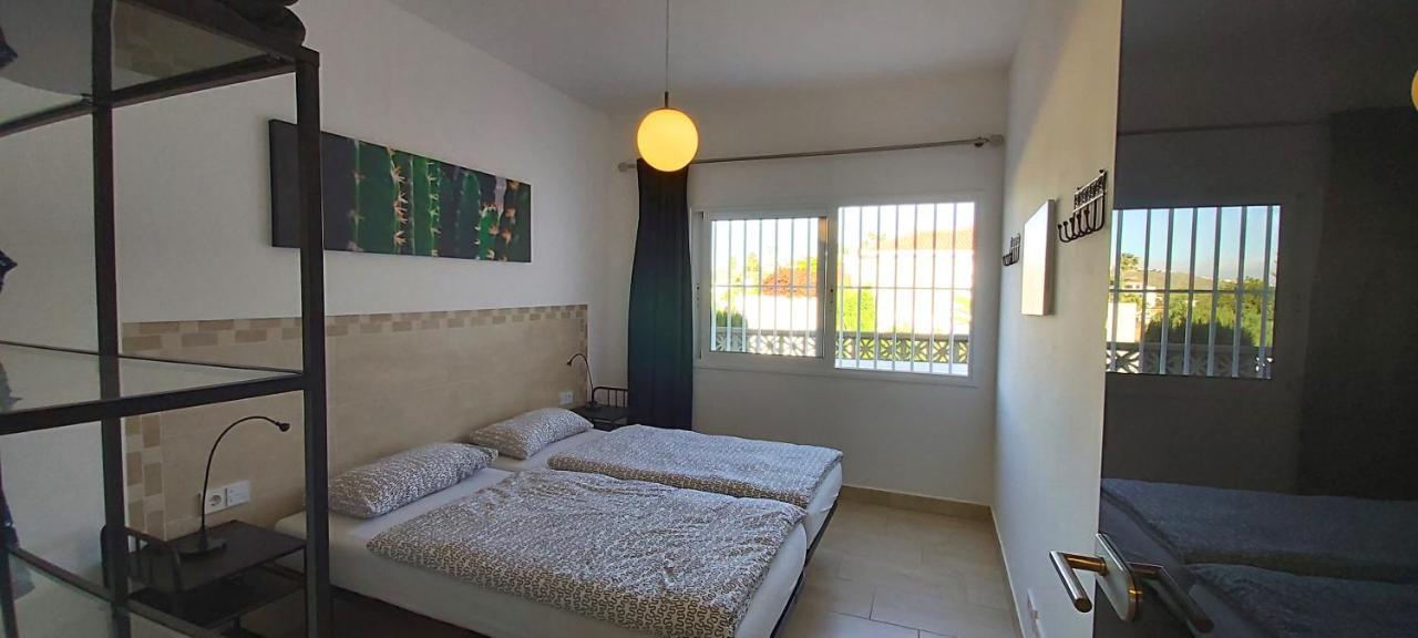 Casa Blanca Apartment *