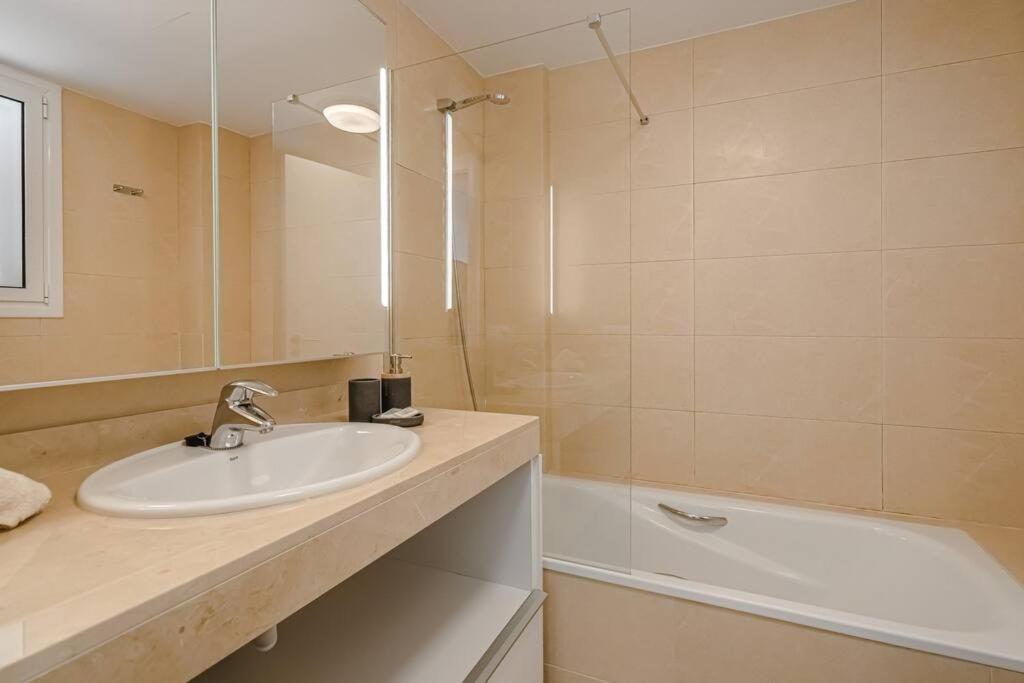 Ocean View With Ac, Pool, Playa Arena Pa05 Apartment