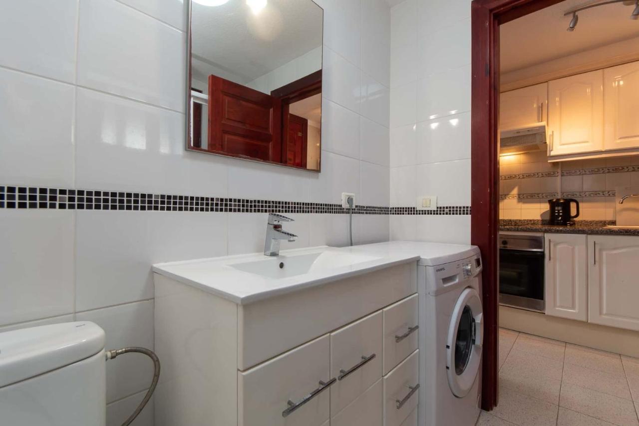 Appartement With Pool View