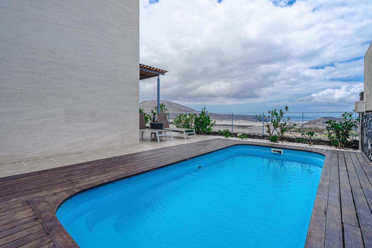 Rey Tenerife #17, Close To Siam Park *