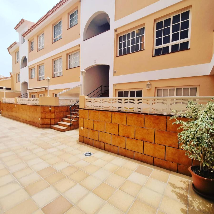 Apartment La Avenida Playa La Arena Puerto de Santiago (Tenerife)