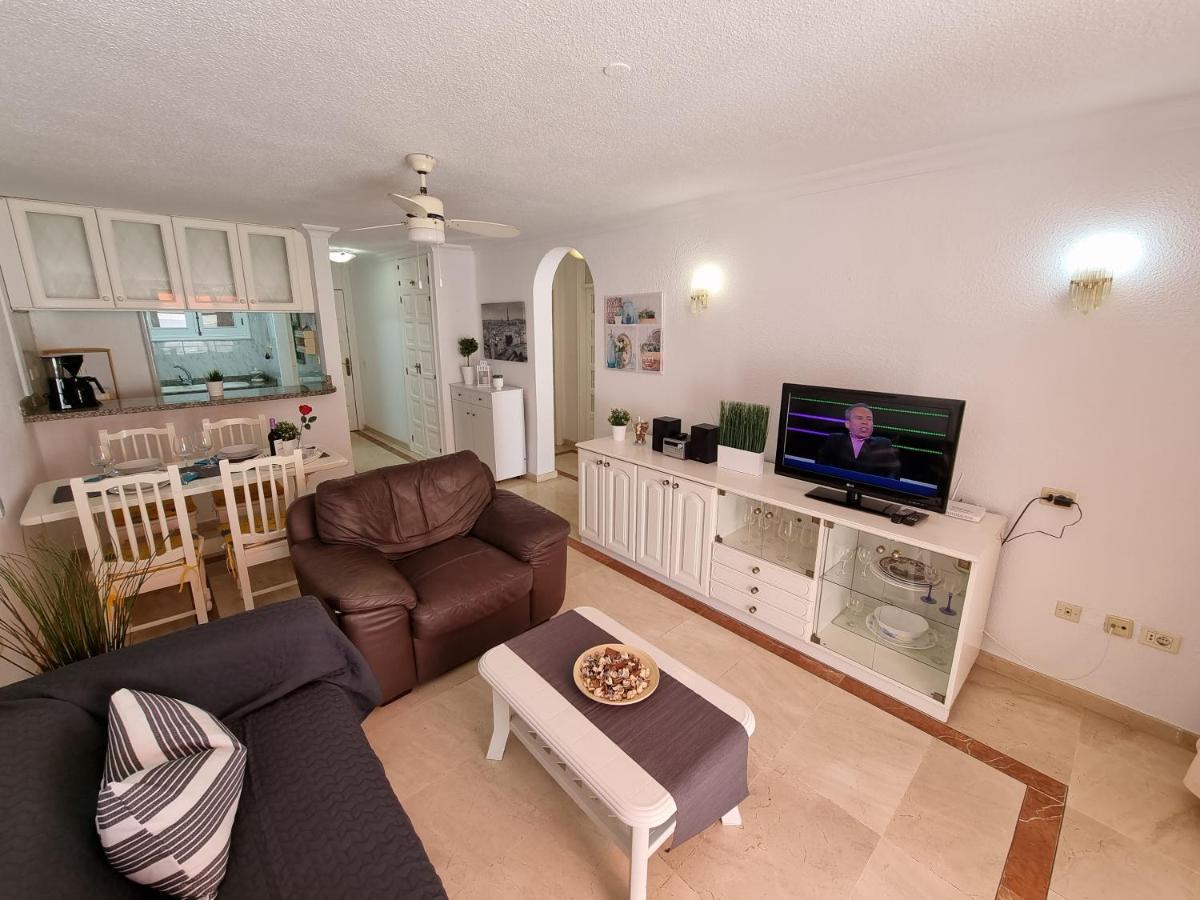 Casa Teide, Ground Floor Parque Santiago 1, Heated Pool, 100 M To Sea And Beach, Wifi Apartment Playa de las Americas (Tenerife)