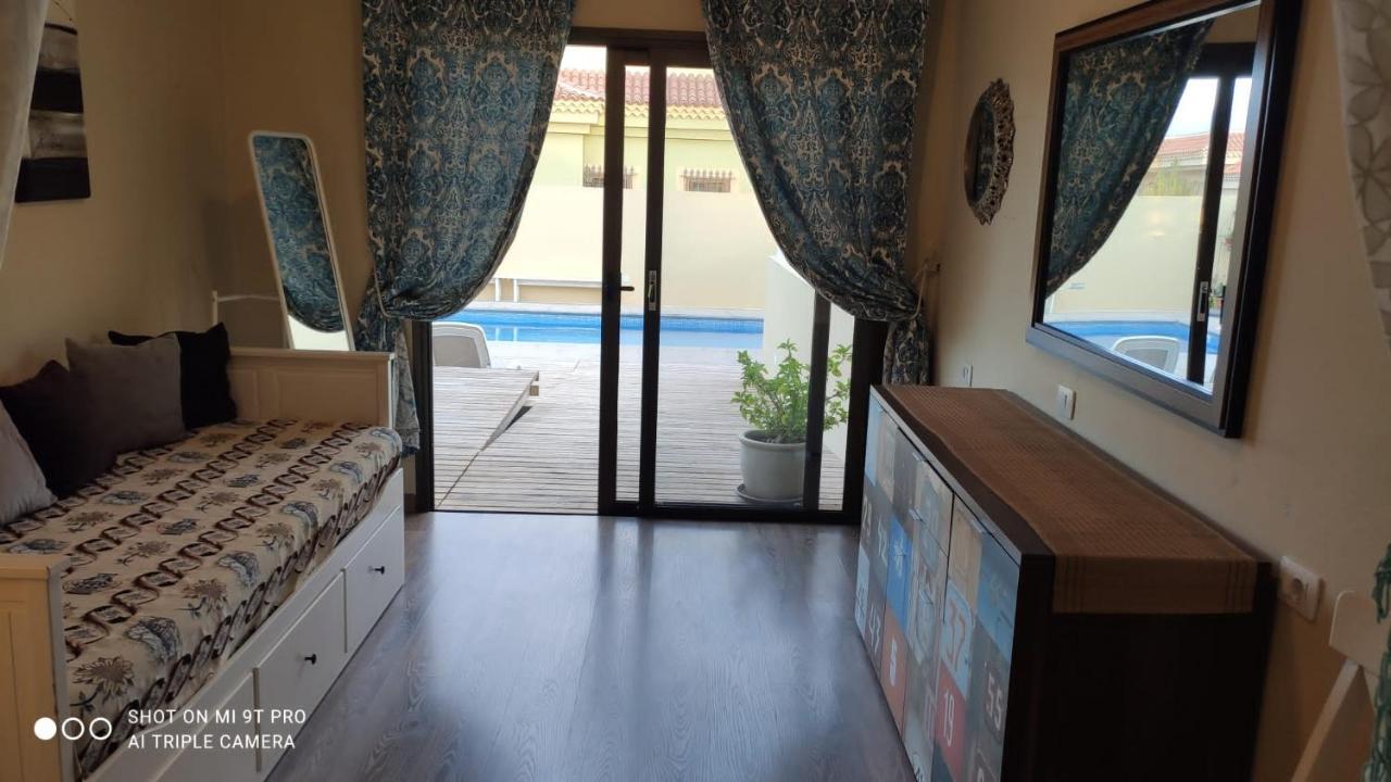 Tinizara Villa *