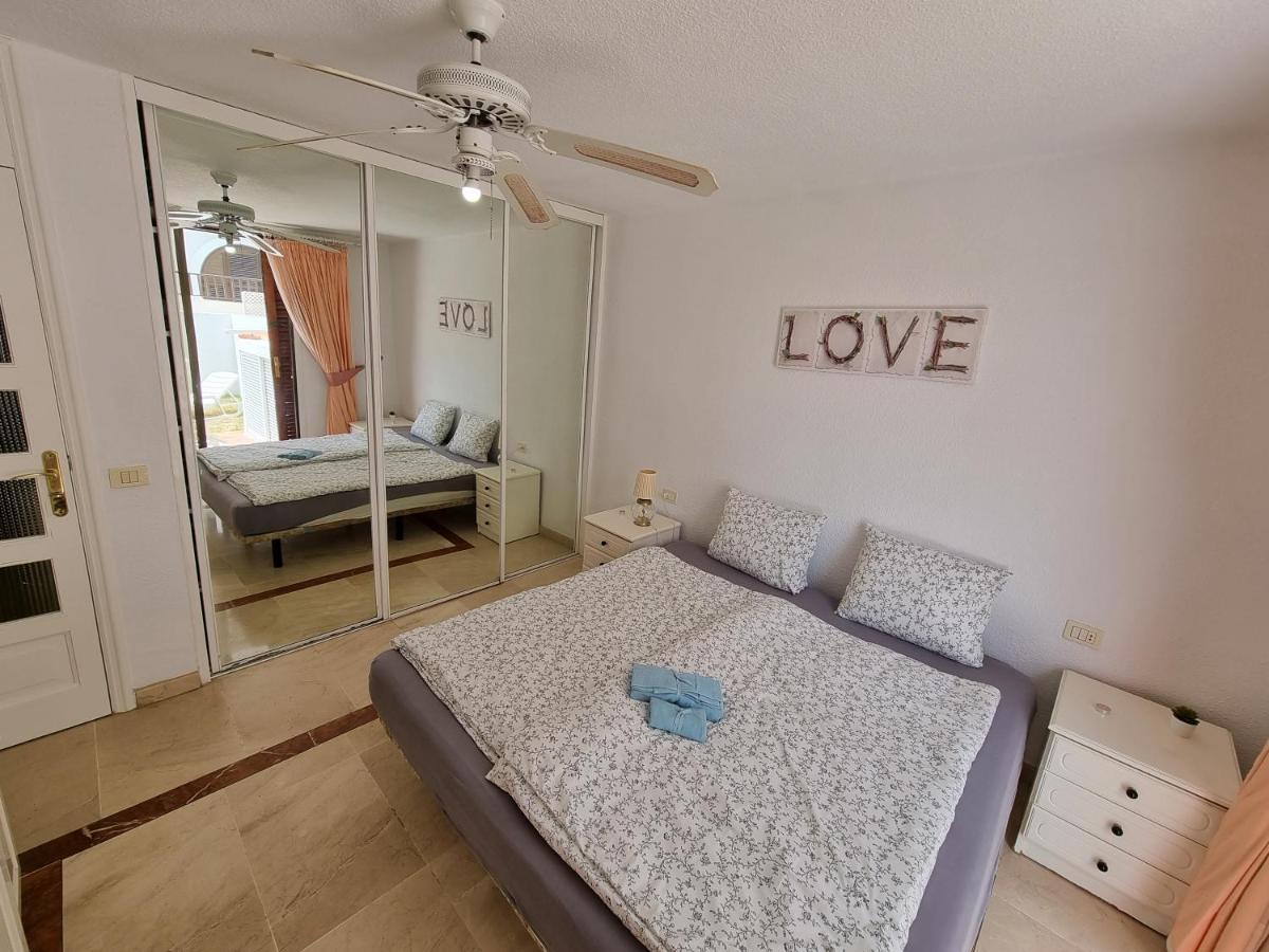 Apartment Casa Teide, Ground Floor Parque Santiago 1, Heated Pool, 100 M To Sea And Beach, Wifi Playa de las Americas (Tenerife)