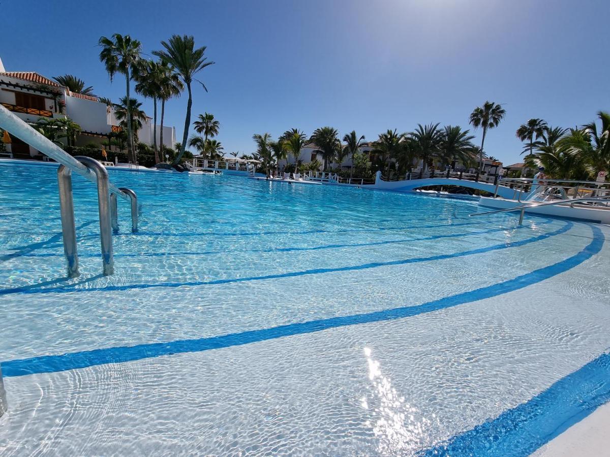 Appartement Studio No 2 Just 100 To And Sea, Large Terrace, Heated Pool, Wifi, Aircondition For A Fee *