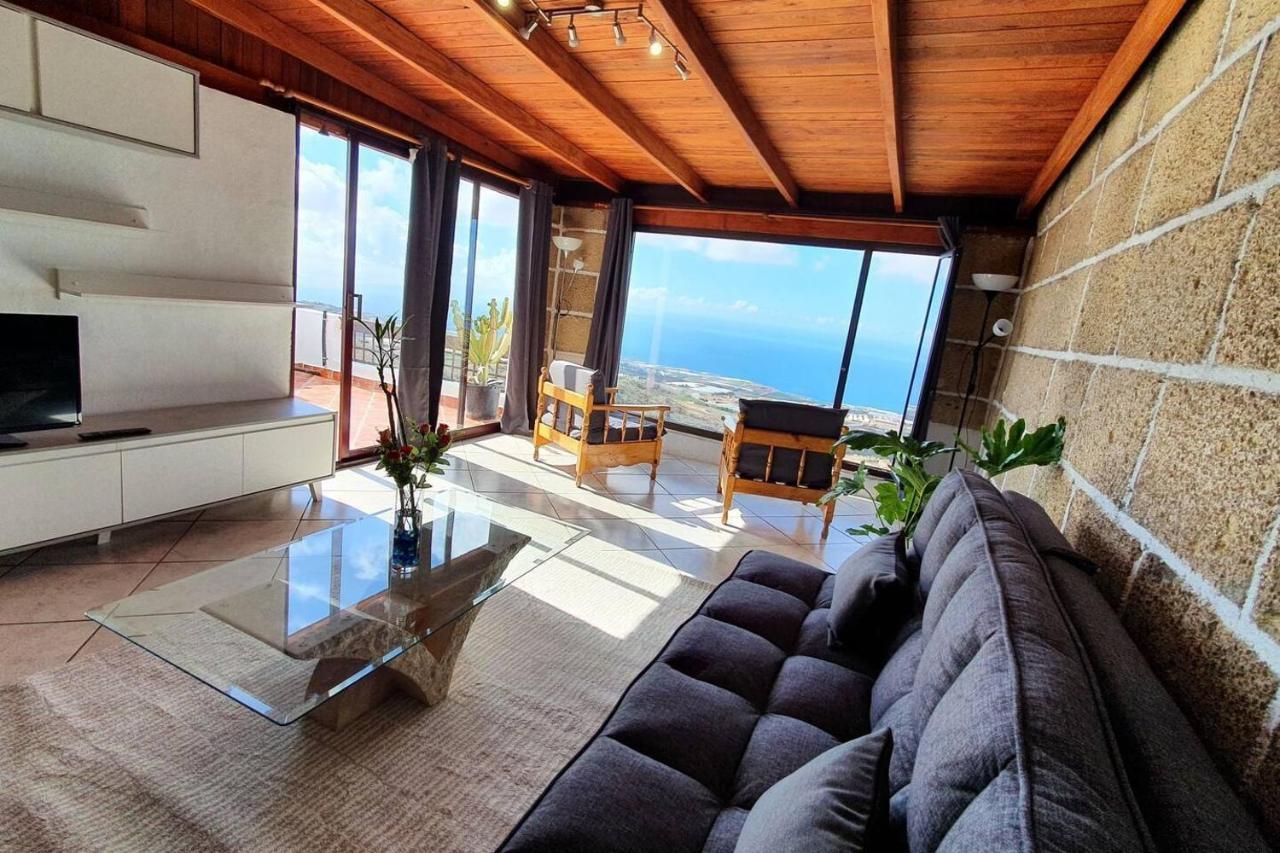 Impeccable 2-bed House In Guía de Isora