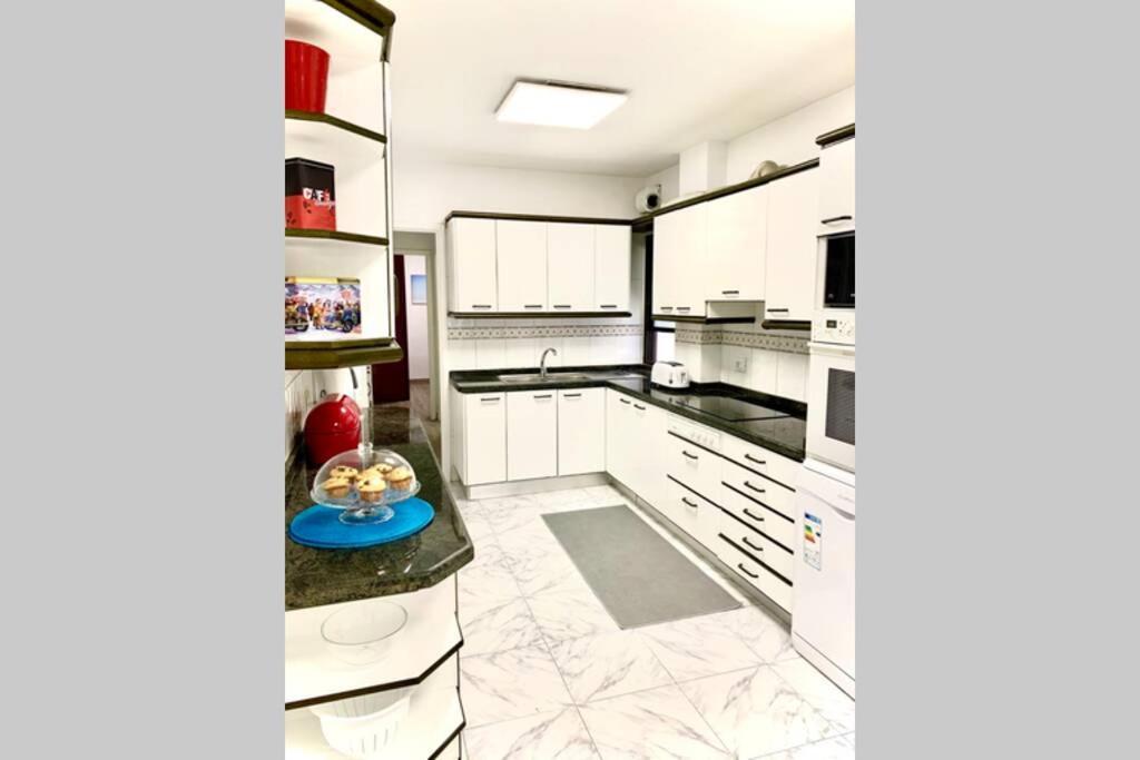 Appartement 'home Sweet Home-luxury Apartment-santa Cruz' *
