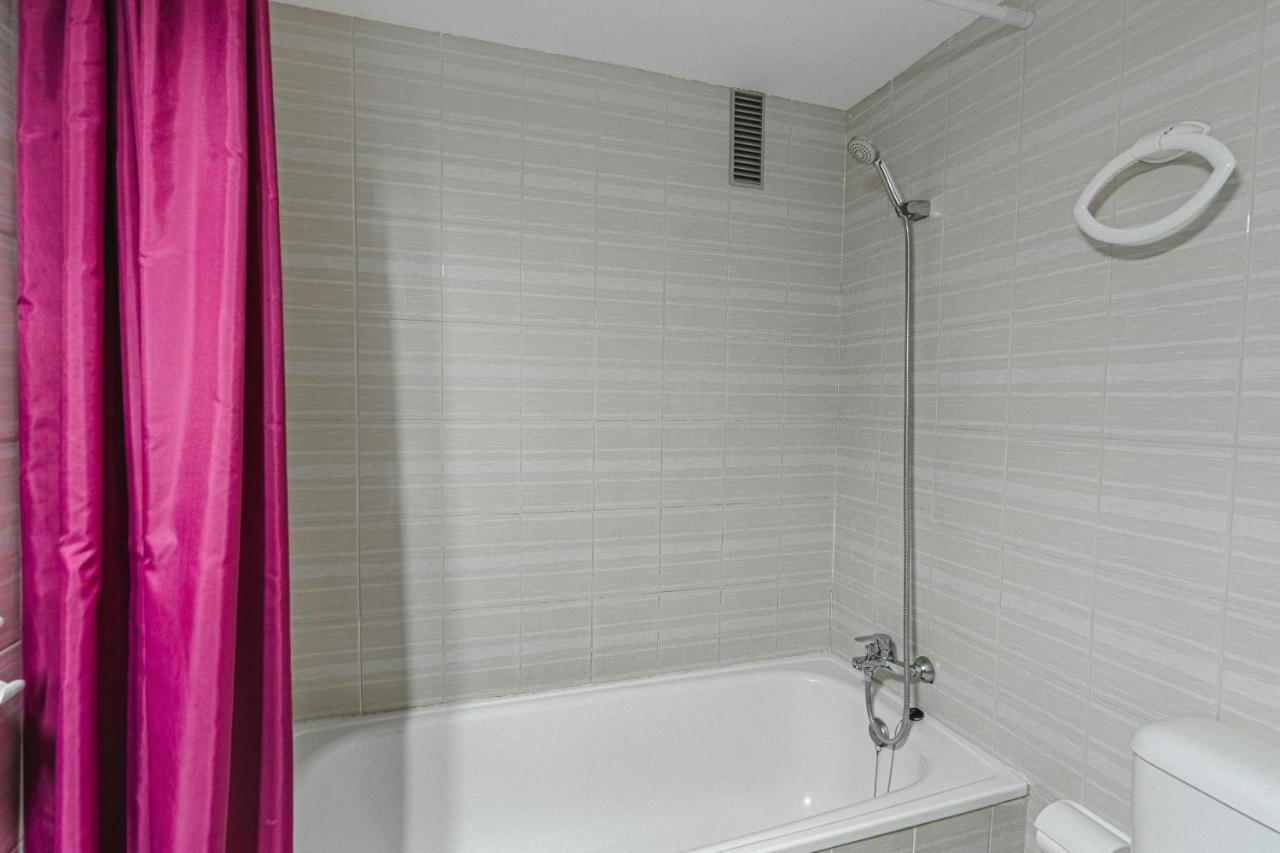 Apartment Family With 3 Bedrooms And Balcony Near Gigantes And Ocean