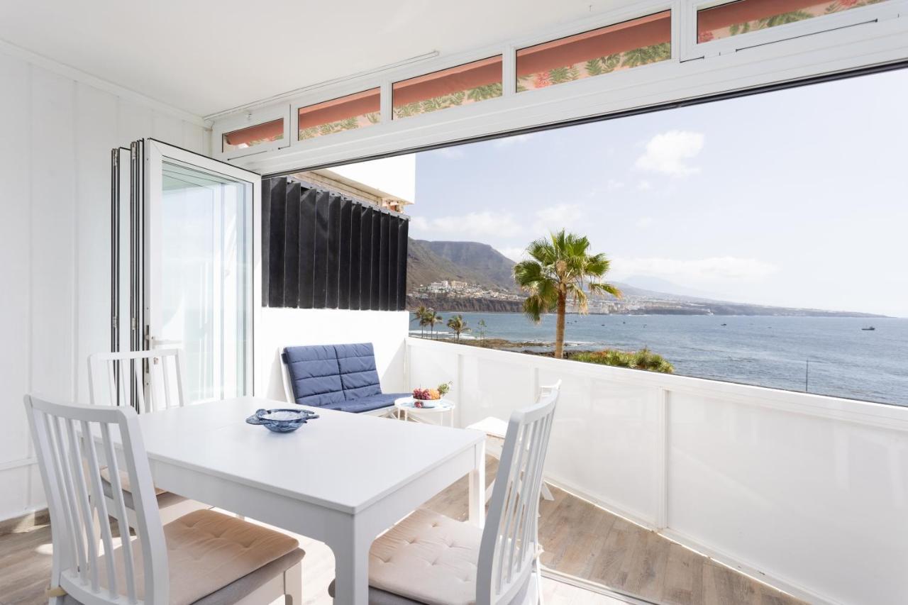 Home2book Seafront Apartment