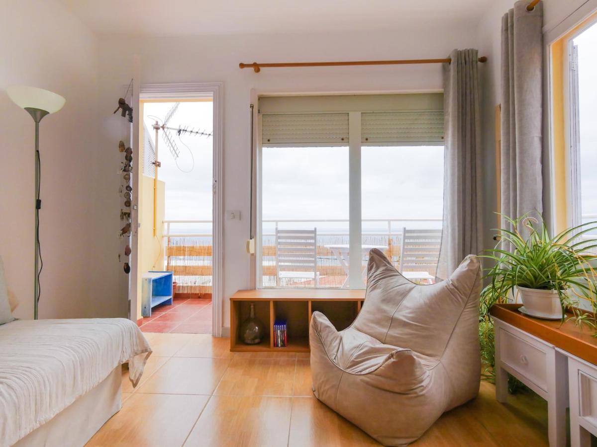 Apartment Surf & *