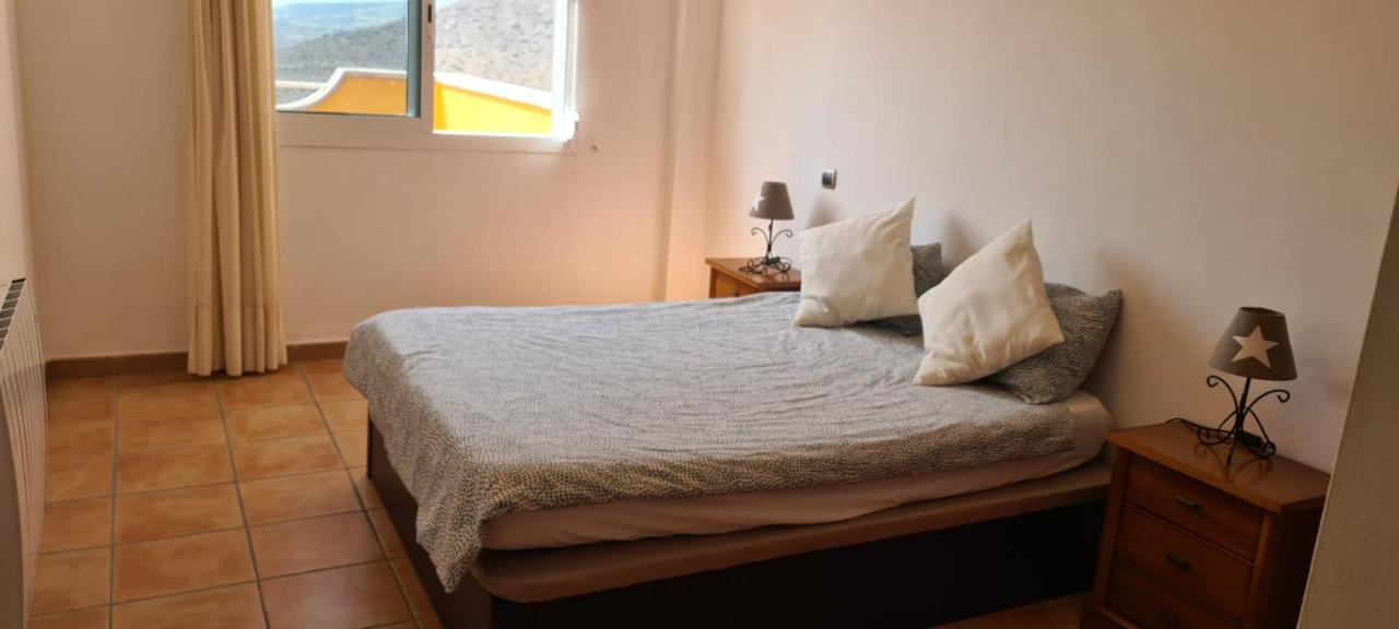 Apartamento With A Serene Ocean And Mountain View Costa Adeje (Tenerife)