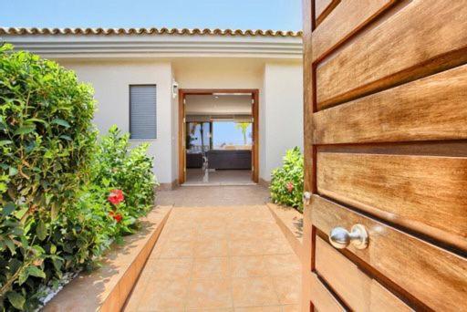 Magnifica Happy Holidays Con Piscina En Gigantes Villa