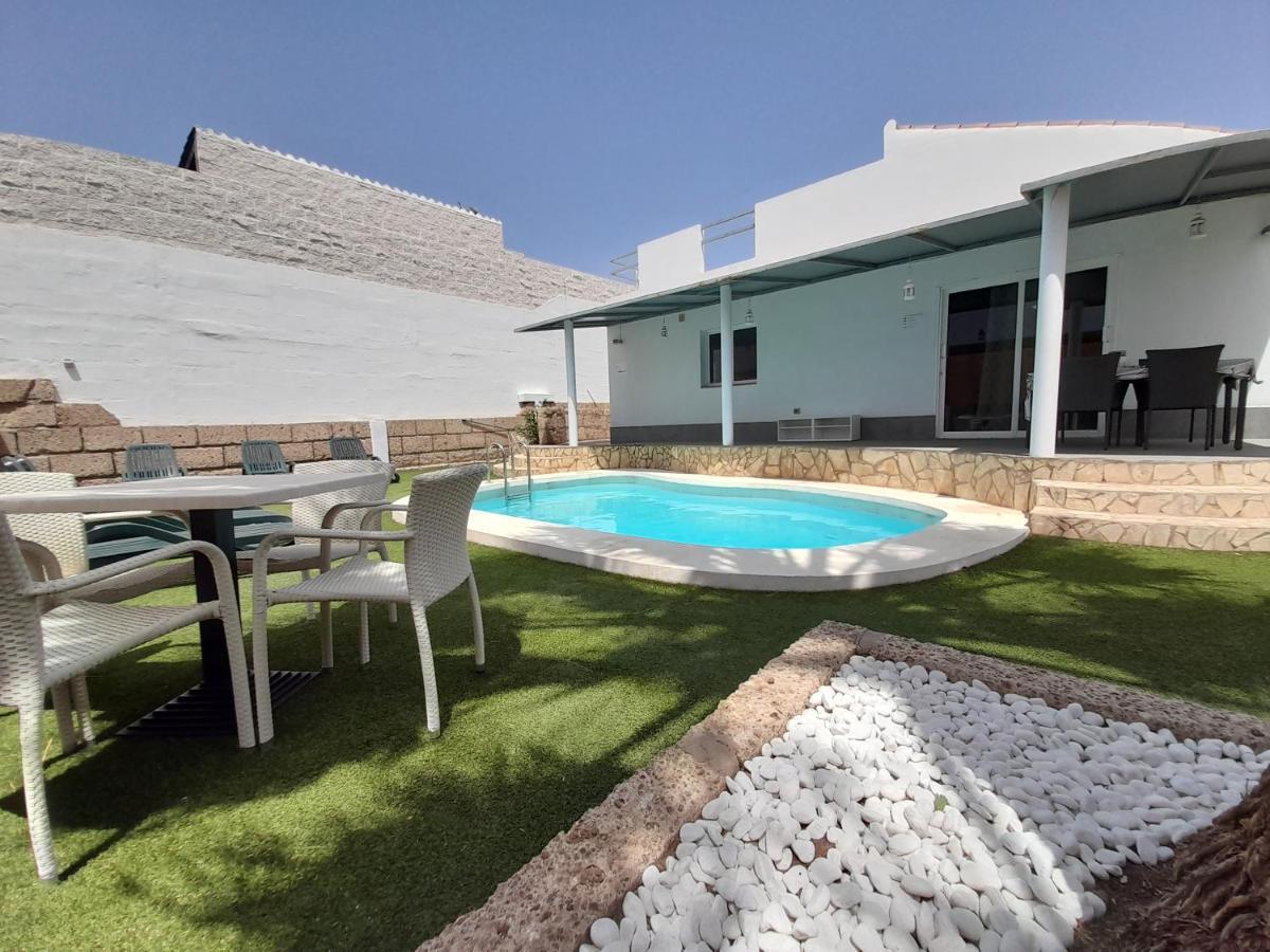 Blanca Villa *