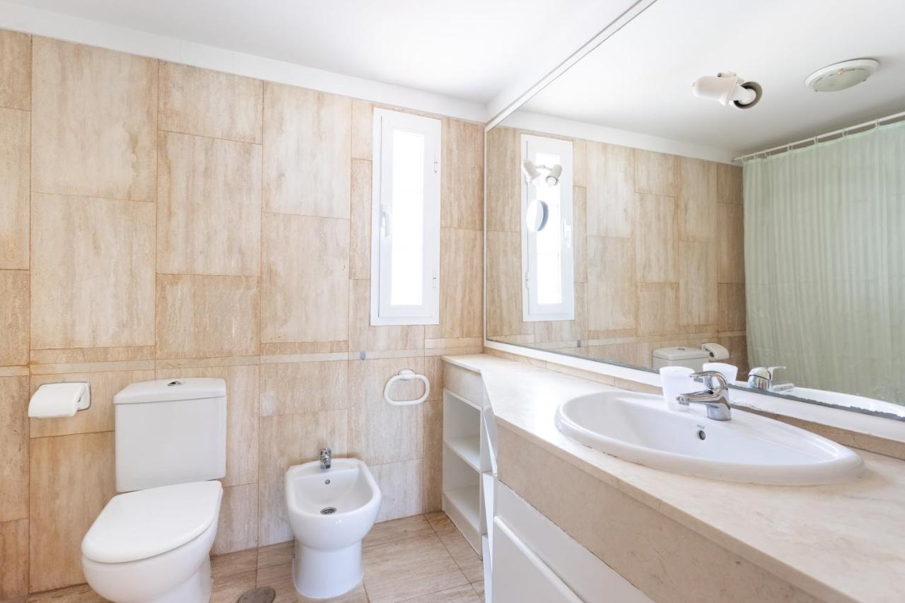 La Caleta Sunshine Apartment *