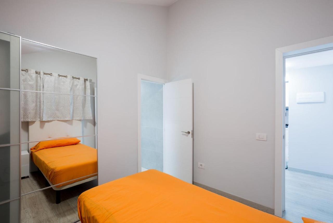 Parque Santiago Ii, Américas Apartamento
