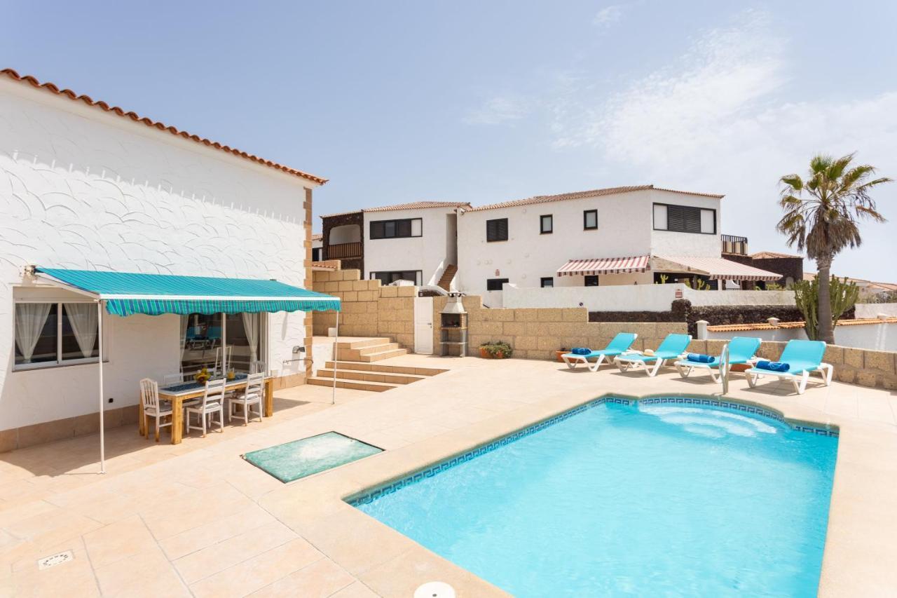 Villa Casa Higo - Private Pool - Ocean View - Bbq - Terrace - Free Wifi - Child & Pet-friendly - 3 Bedrooms - 6 People *