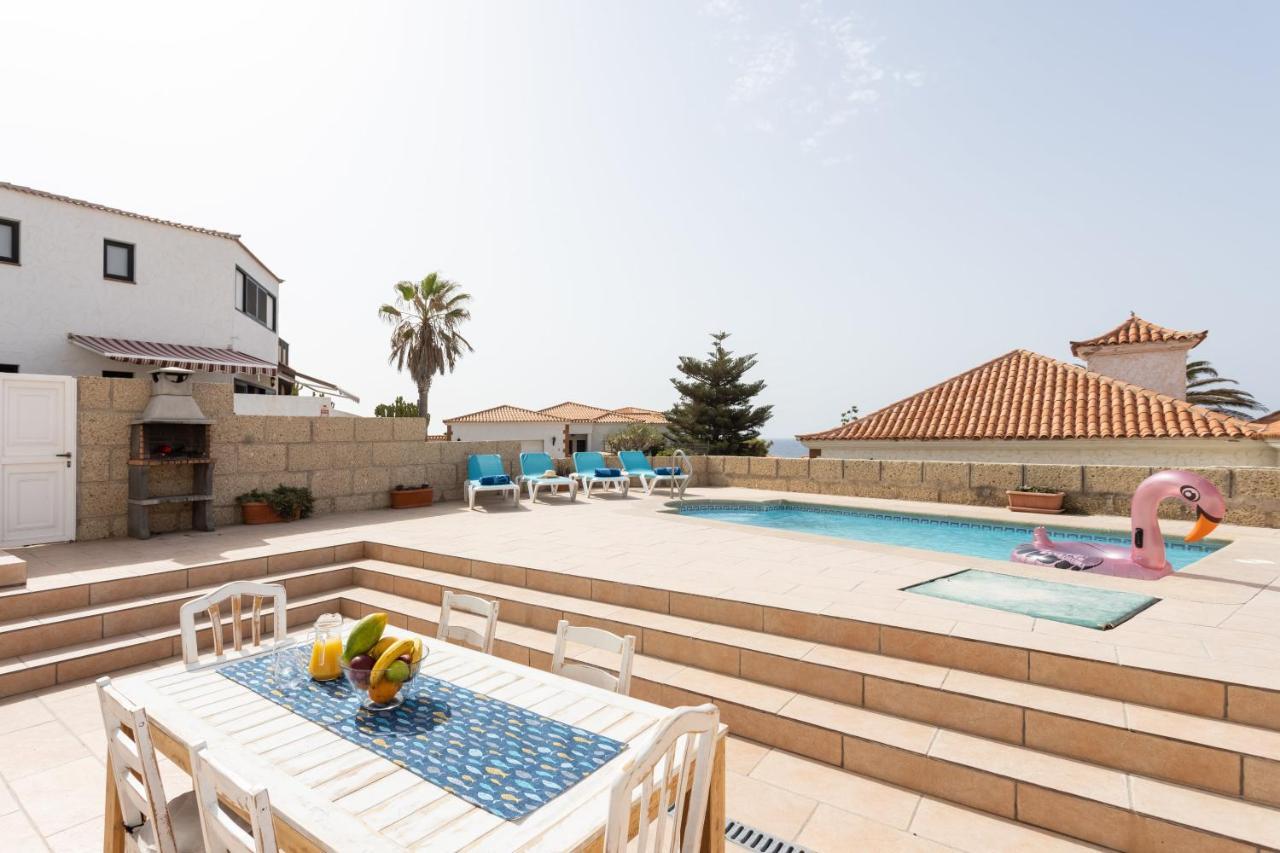 Villa Casa Higo - Private Pool - Ocean View - Bbq - Terrace - Free Wifi - Child & Pet-friendly - 3 Bedrooms - 6 People *