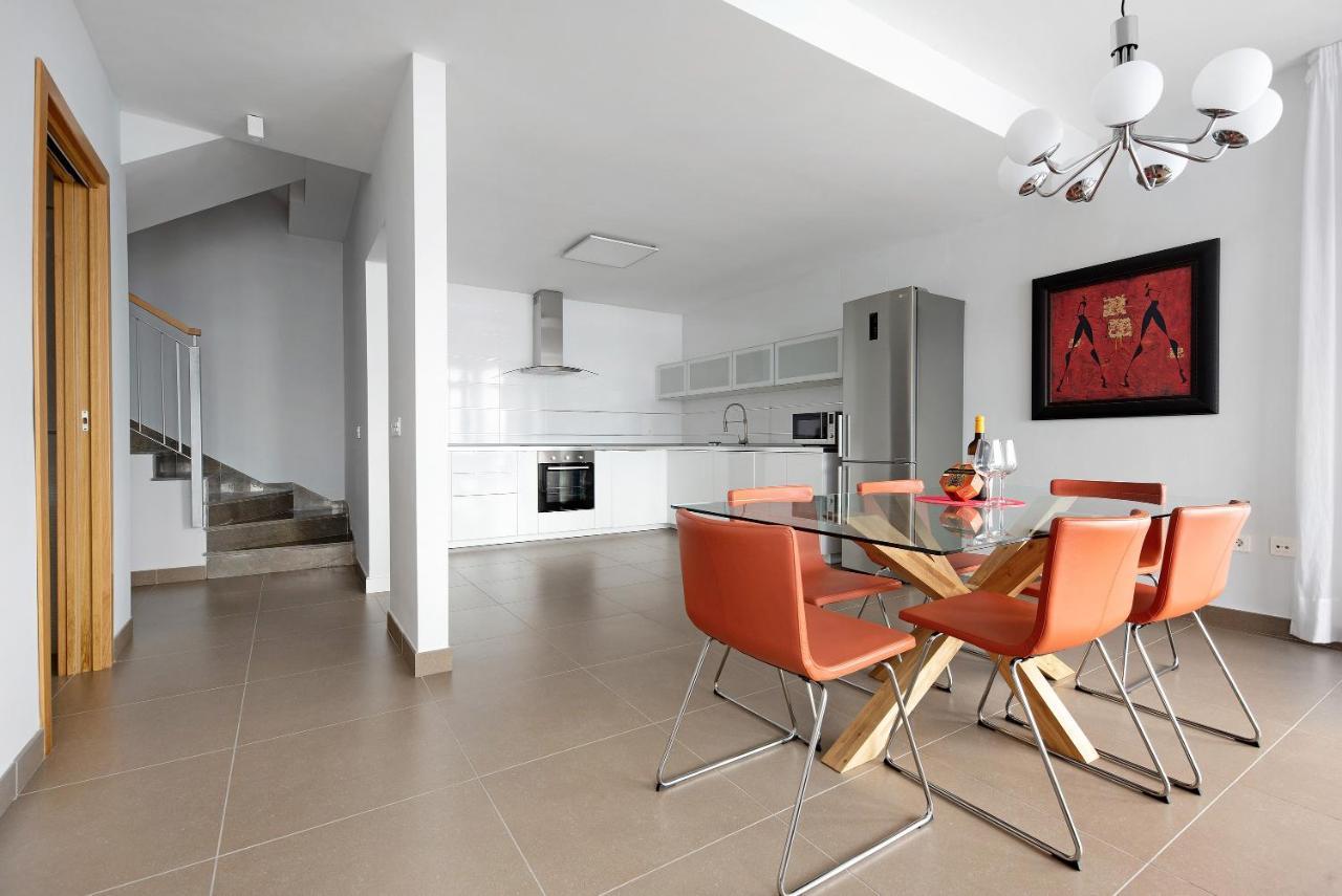 View Grand Villa