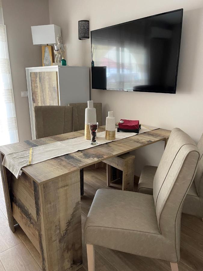 Luxury Fronte Piscina Mareverde A&v *