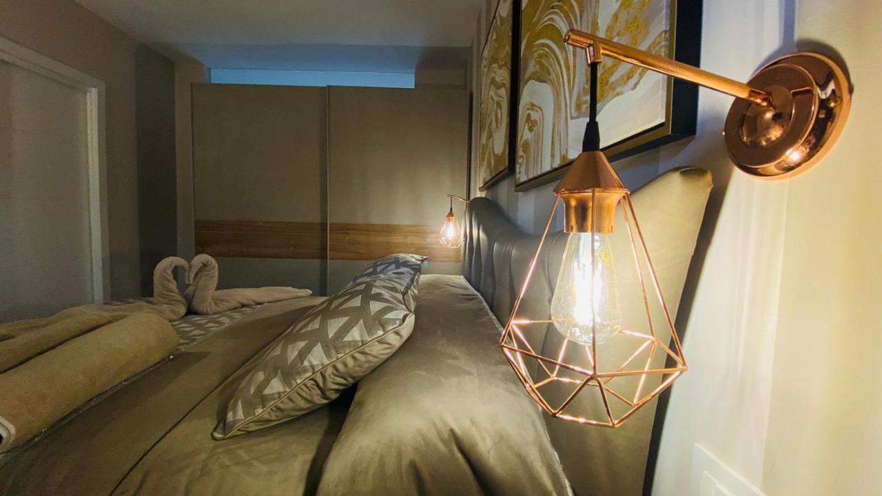 Appartement Luxury Fronte Piscina Mareverde A&v *