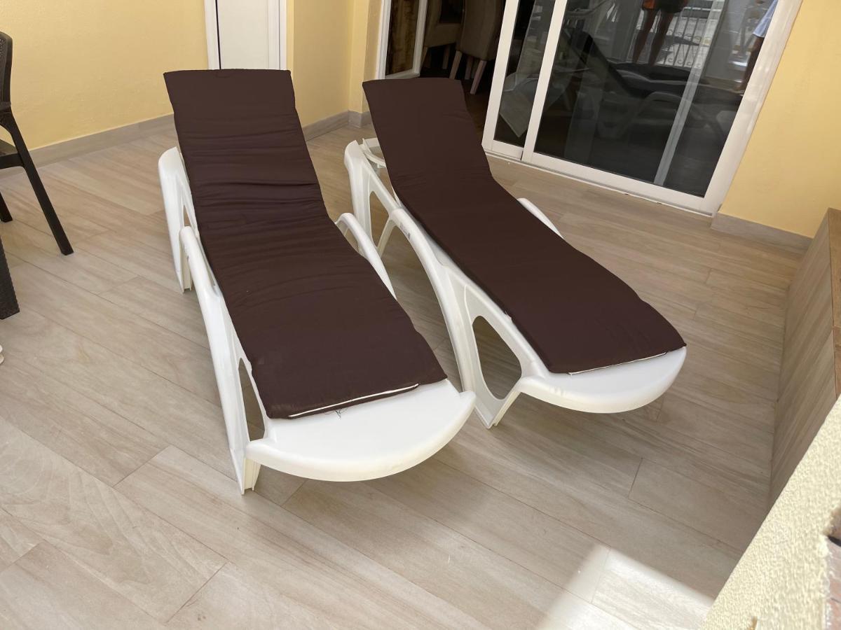 Appartement Luxury Fronte Piscina Mareverde A&v *