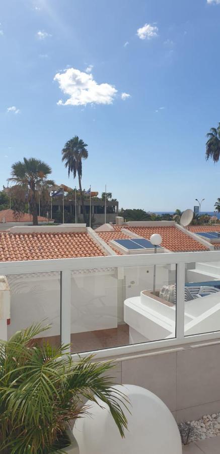 Luxury In Island Village