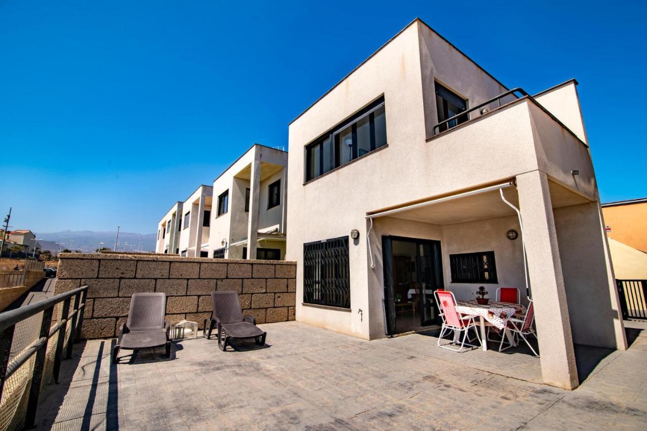 Alquilaencanarias- Medano Spectacular Terrace And Sea Views B Appartement