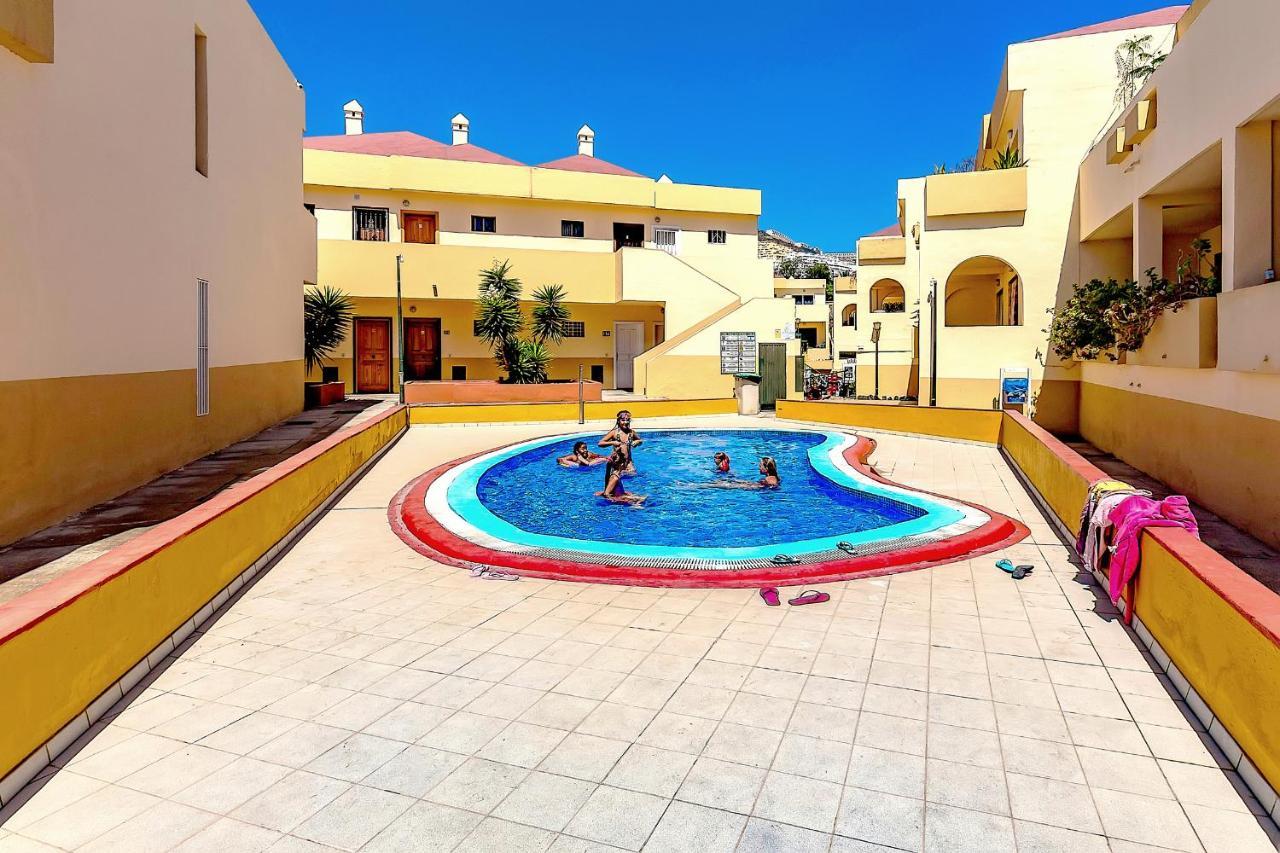 & Refreshing Pool Holidays Air-conditioning ,