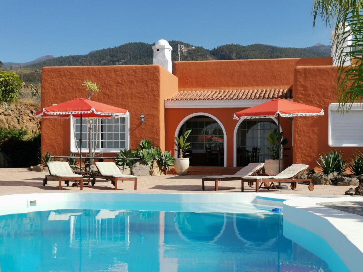 Karat Hacienda Miranda Villa