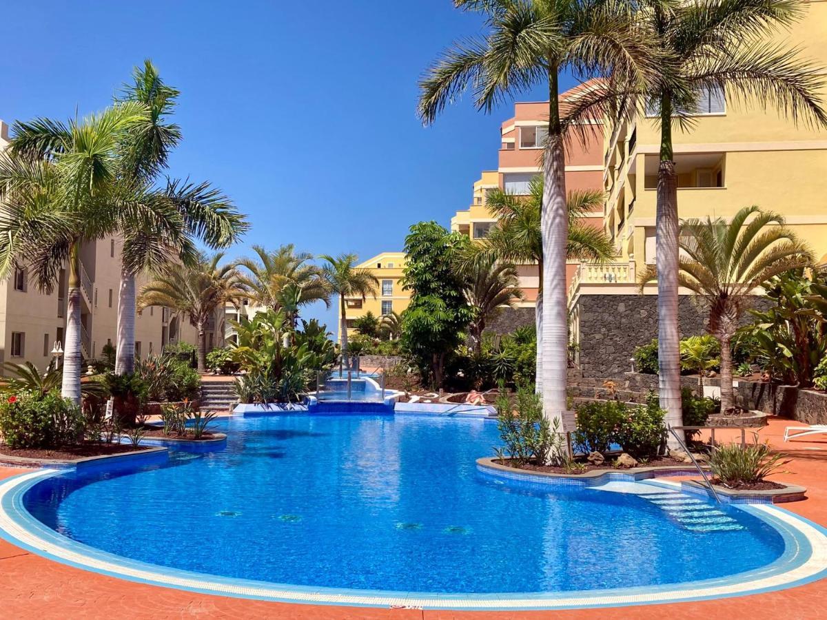 Well Refined - Stunning Pool Apartment Palm-mar