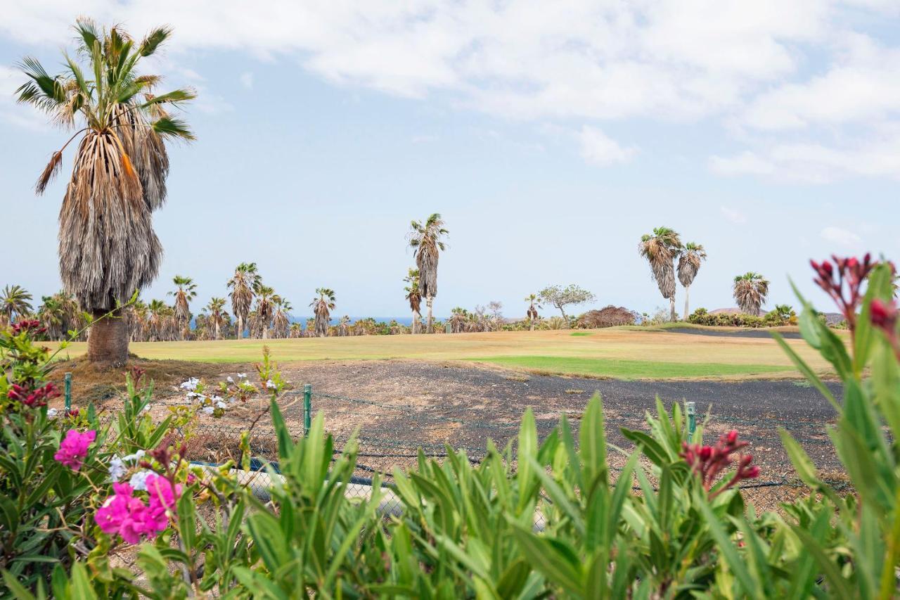 Summer House, Golf Del Sur Villa *