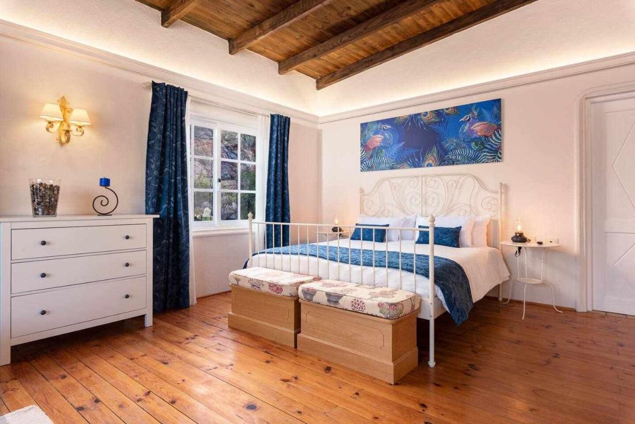 Karat Hacienda Miranda *