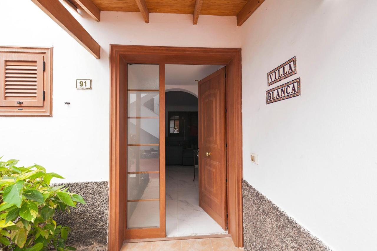 Summer House, Golf Del Sur Villa *