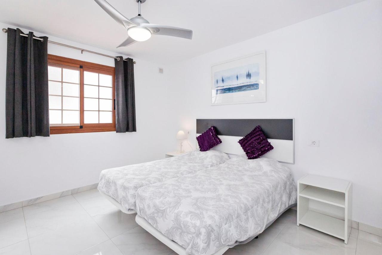 Summer House, Golf Del Sur Villa