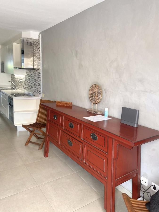 El Galeon Townhouse *