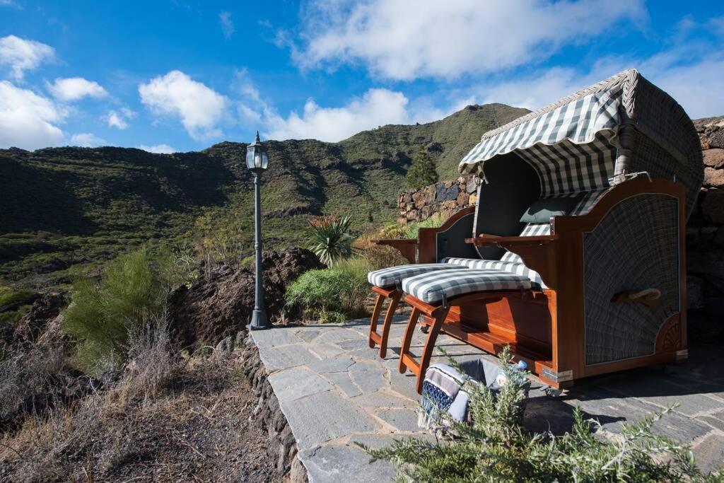 Luxury In Nature With Swimming Pool Tenerife, Santiago Del Teide, With Sea And Mountain Views El Retamar
