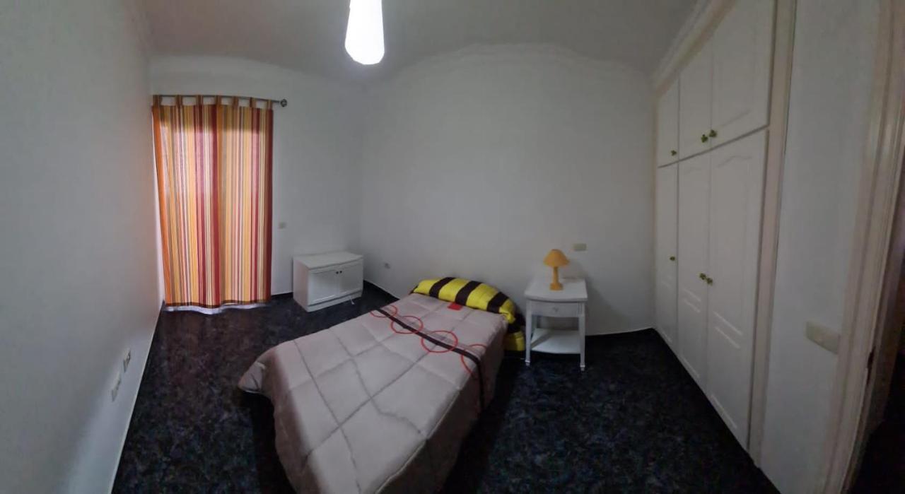 Apartamentos Doña Carmen Caleta de Interián