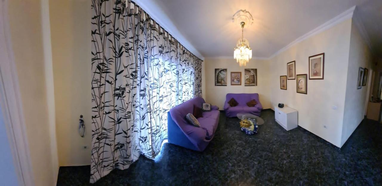 Apartamentos Doña Carmen *