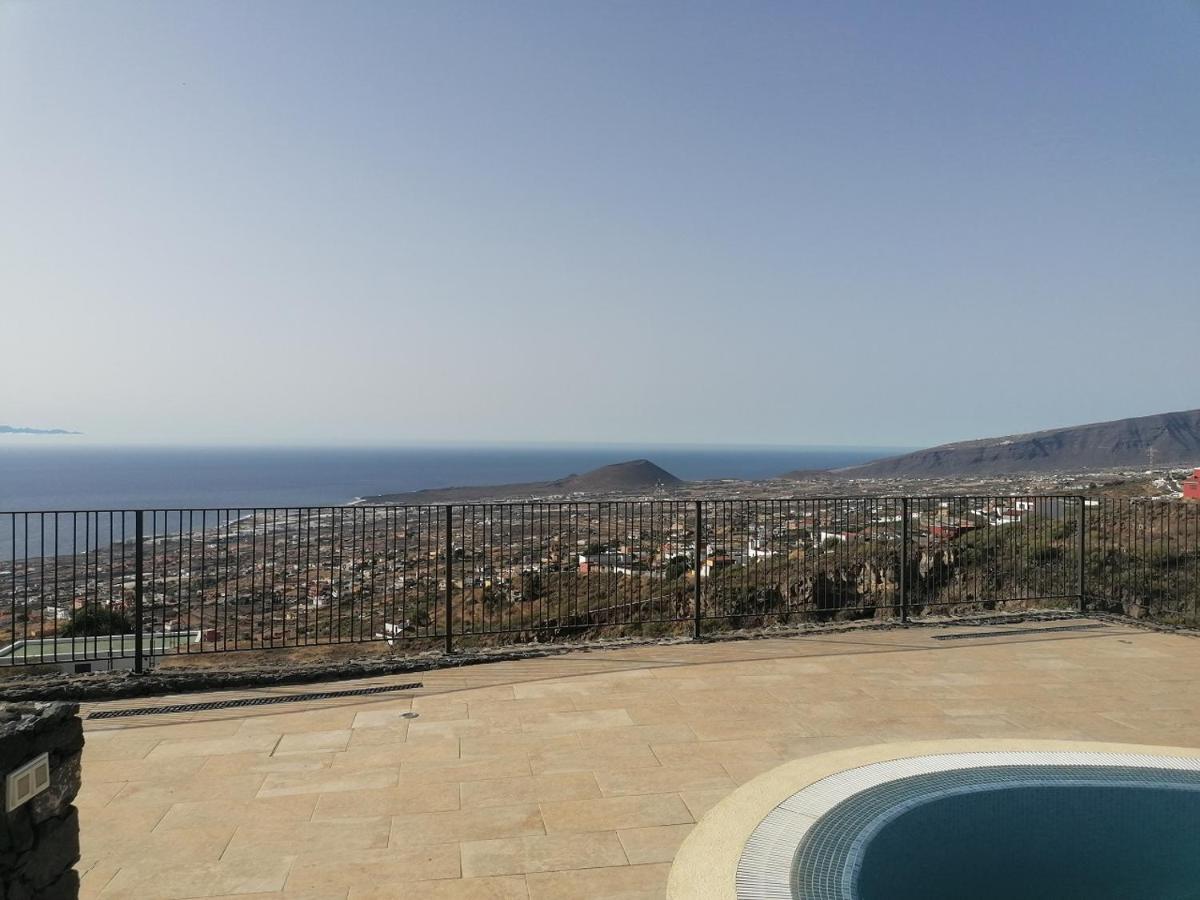 “la Florida” - Wonderful Views - Pool - Wifi Villa