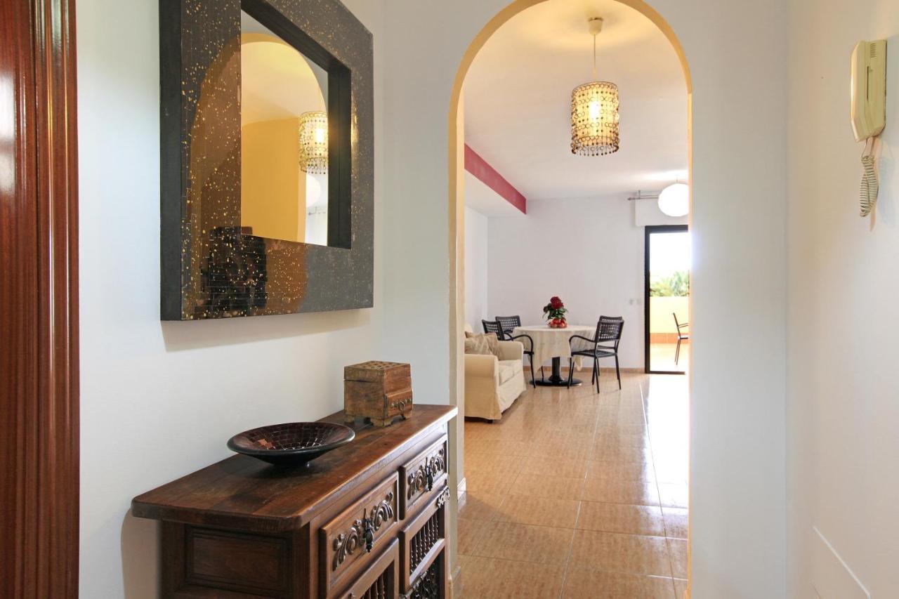 Santos Villa *